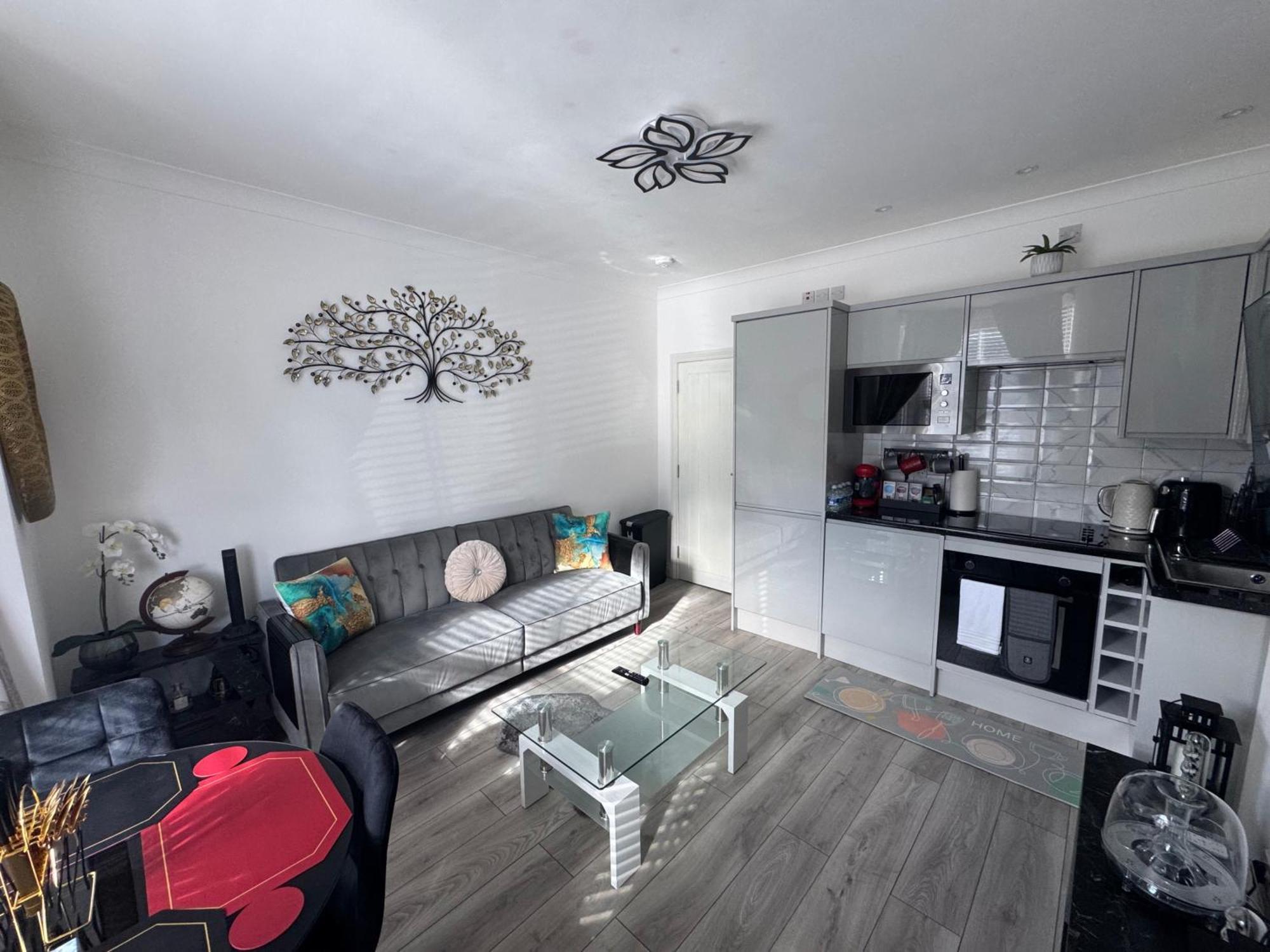 Charming 2 Bedroom In Apartment London